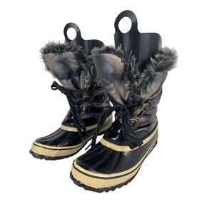 Sporto Womens Size 8 Gray & Black Insulated Winter Boots With Faux Fur Trim